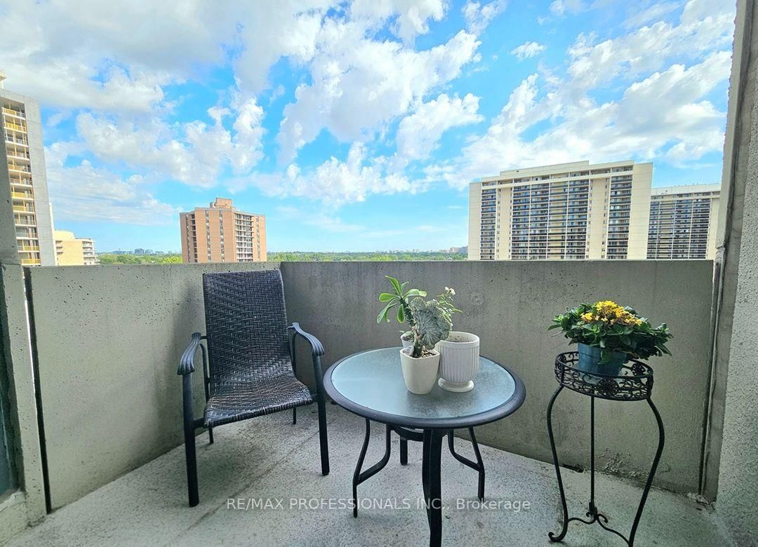 300 Mill Road • #E41 • Toronto, ON photo 10