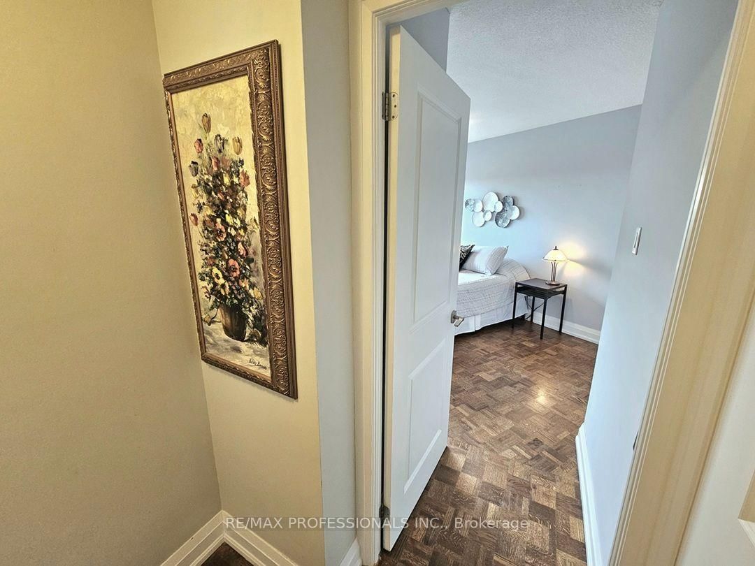 300 Mill Road • #E41 • Toronto, ON photo 30