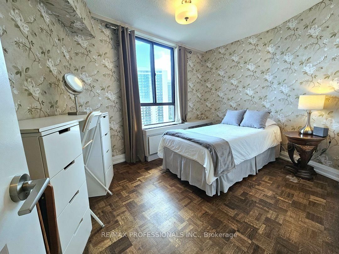 300 Mill Road • #E41 • Toronto, ON photo 31