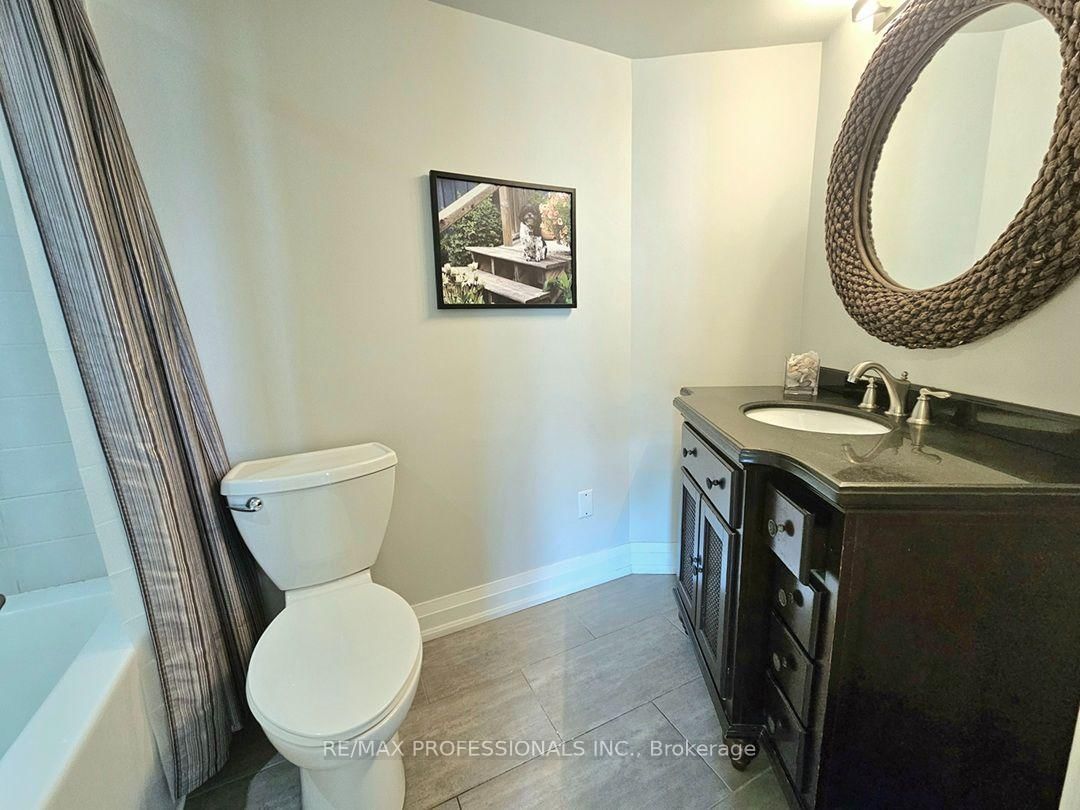 300 Mill Road • #E41 • Toronto, ON photo 34