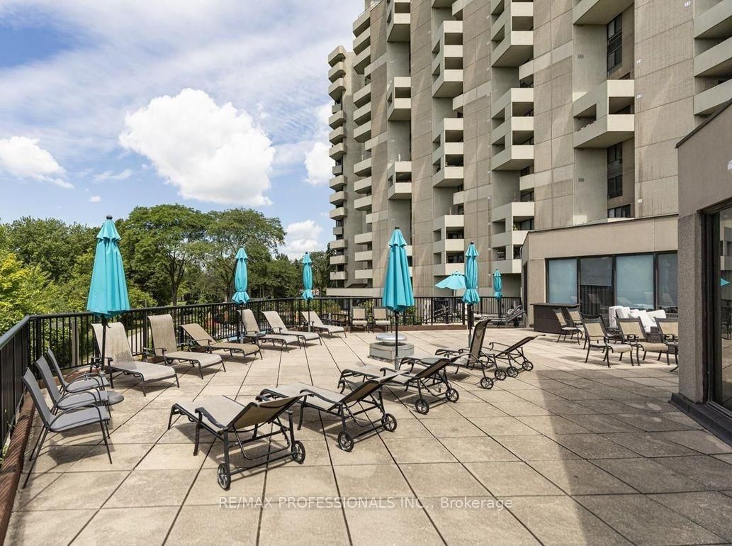 300 Mill Road • #E41 • Toronto, ON photo 45