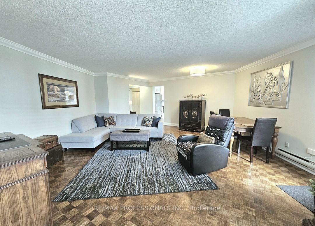 300 Mill Road • #E41 • Toronto, ON photo 6