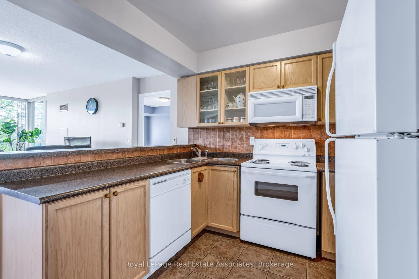 1140 Parkwest Place • #208 • Mississauga, ON photo 17
