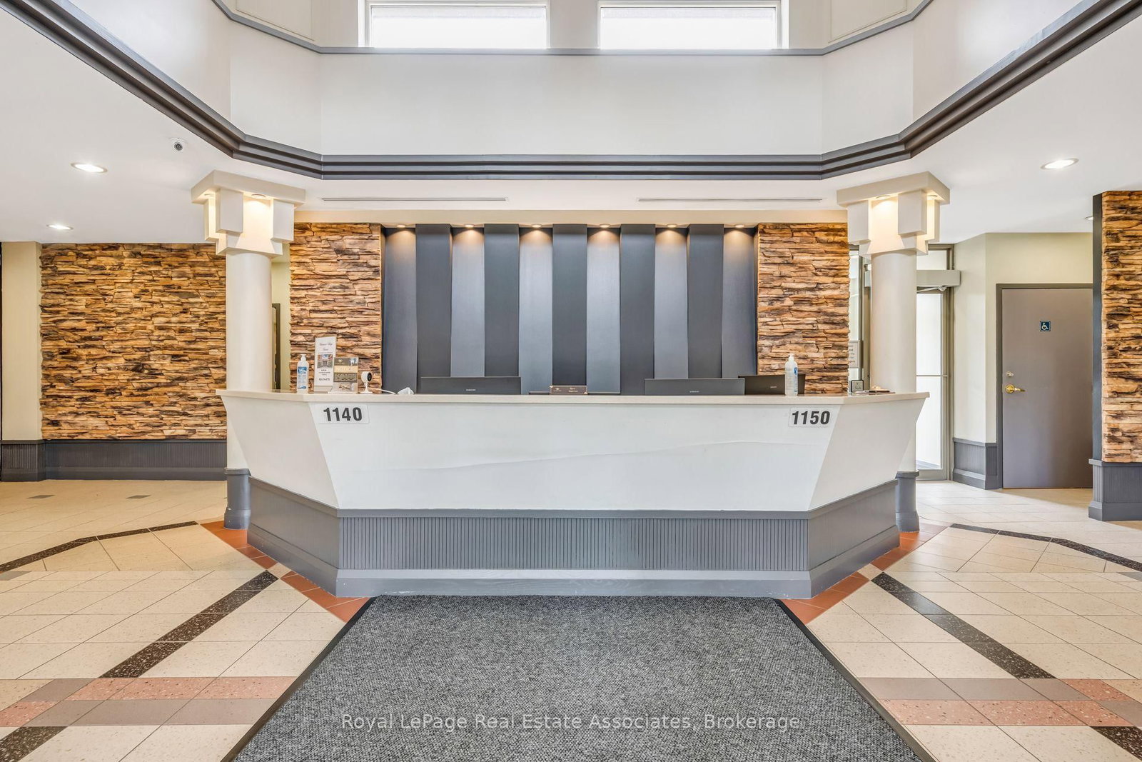 1140 Parkwest Place • #208 • Mississauga, ON photo 3