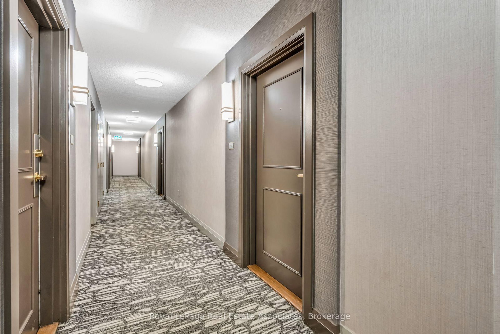 1140 Parkwest Place • #208 • Mississauga, ON photo 4