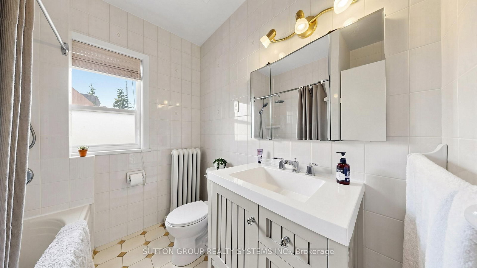 114 Rosemount Avenue • Toronto, ON photo 14