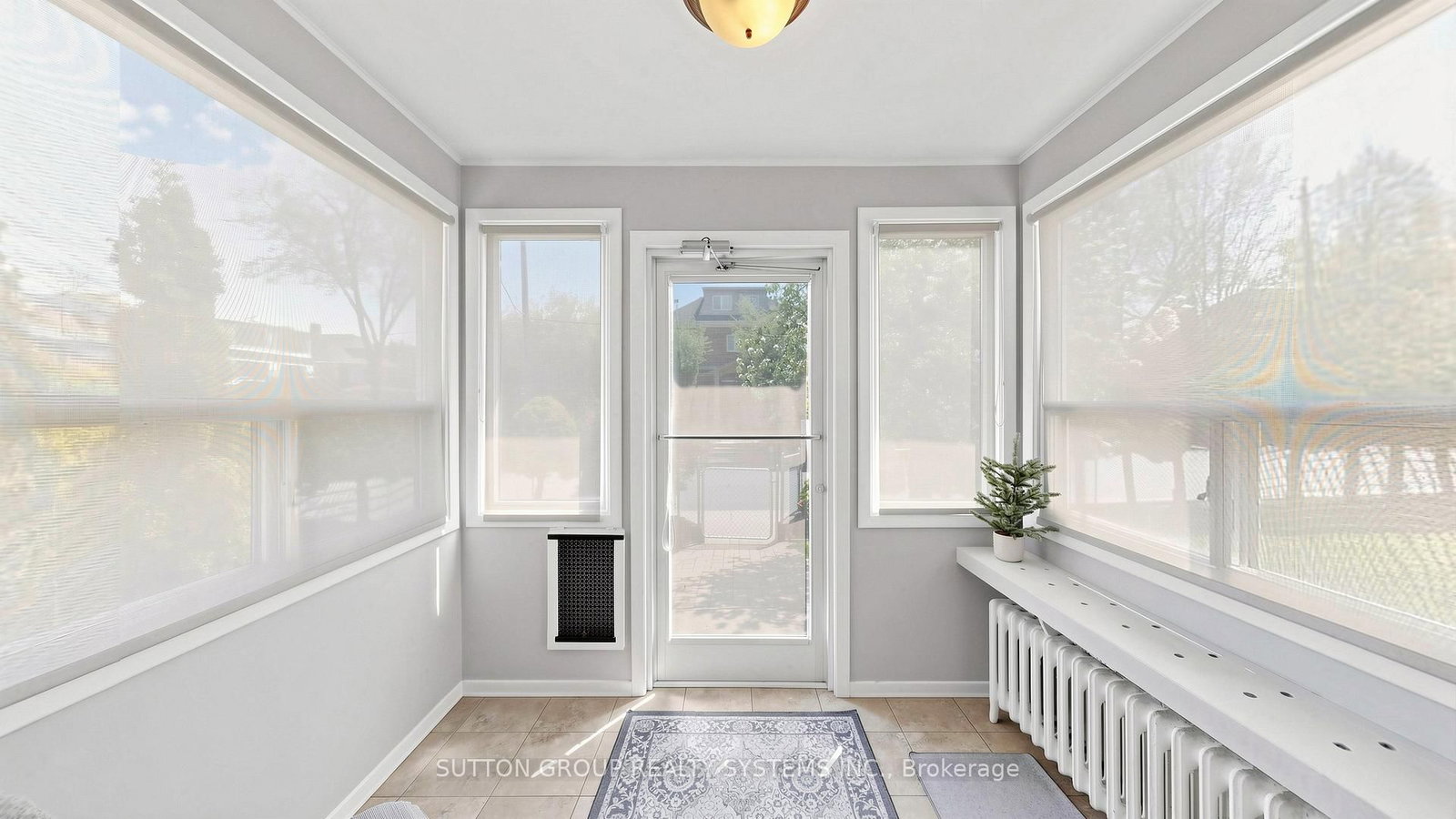 114 Rosemount Avenue • Toronto, ON photo 8