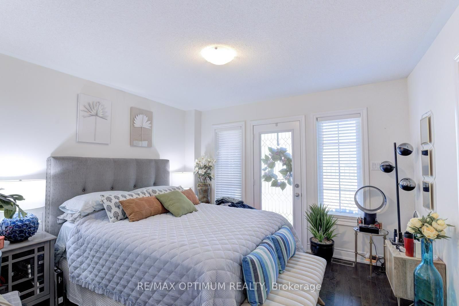 82 Oakmore Lane • Brampton, ON photo 6