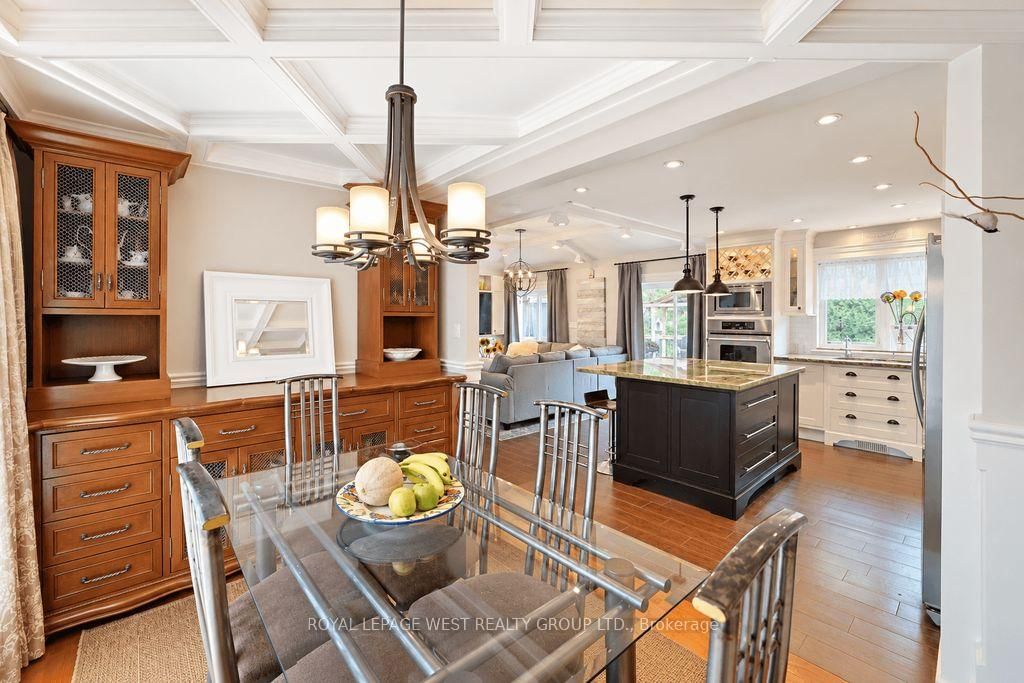 1422 Rebecca Street • Oakville, ON photo 21
