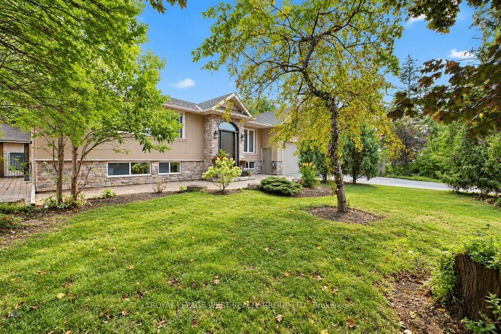 1422 Rebecca Street • Oakville, ON photo 42