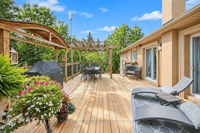 1422 Rebecca Oakville,ON L6L 1Z5 — Photo 46