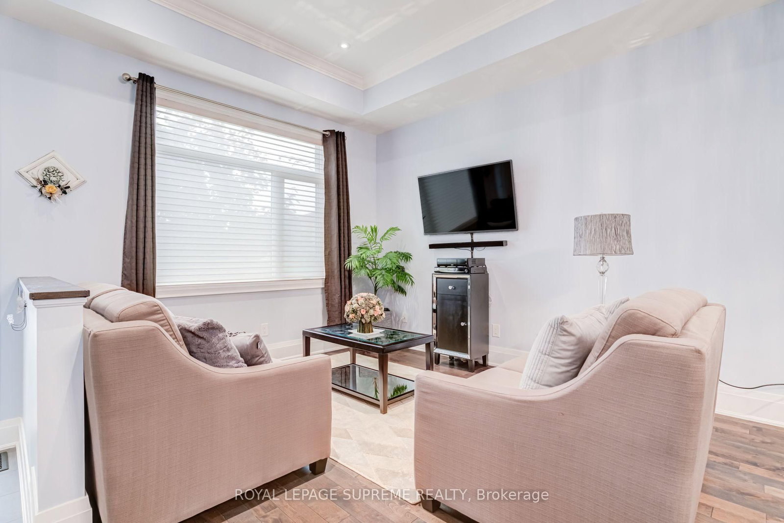 46B Strathnairn Avenue • Toronto, ON photo 6