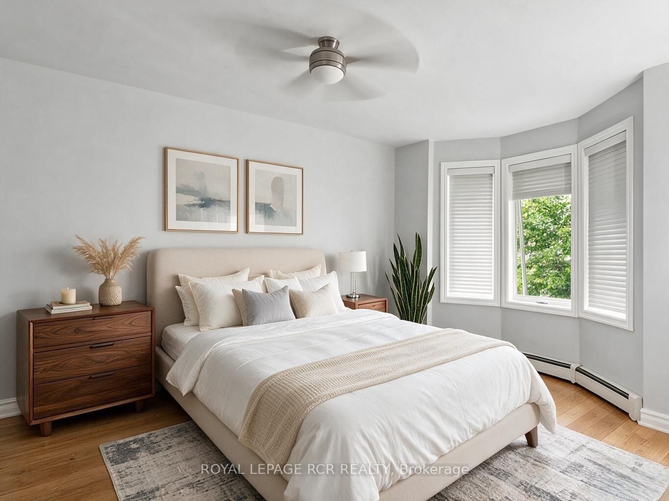966 Shaw Street • Toronto, ON photo 10