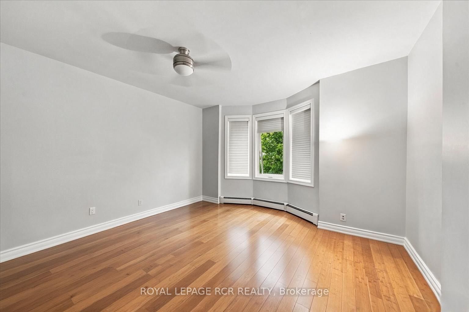 966 Shaw Street • Toronto, ON photo 11
