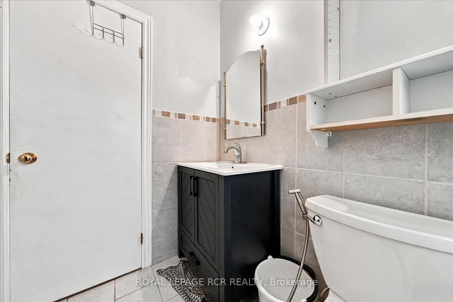 966 Shaw Street • Toronto, ON photo 14