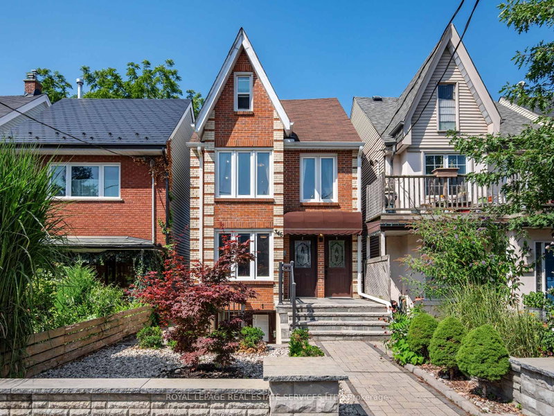 346 Indian Road Crescent