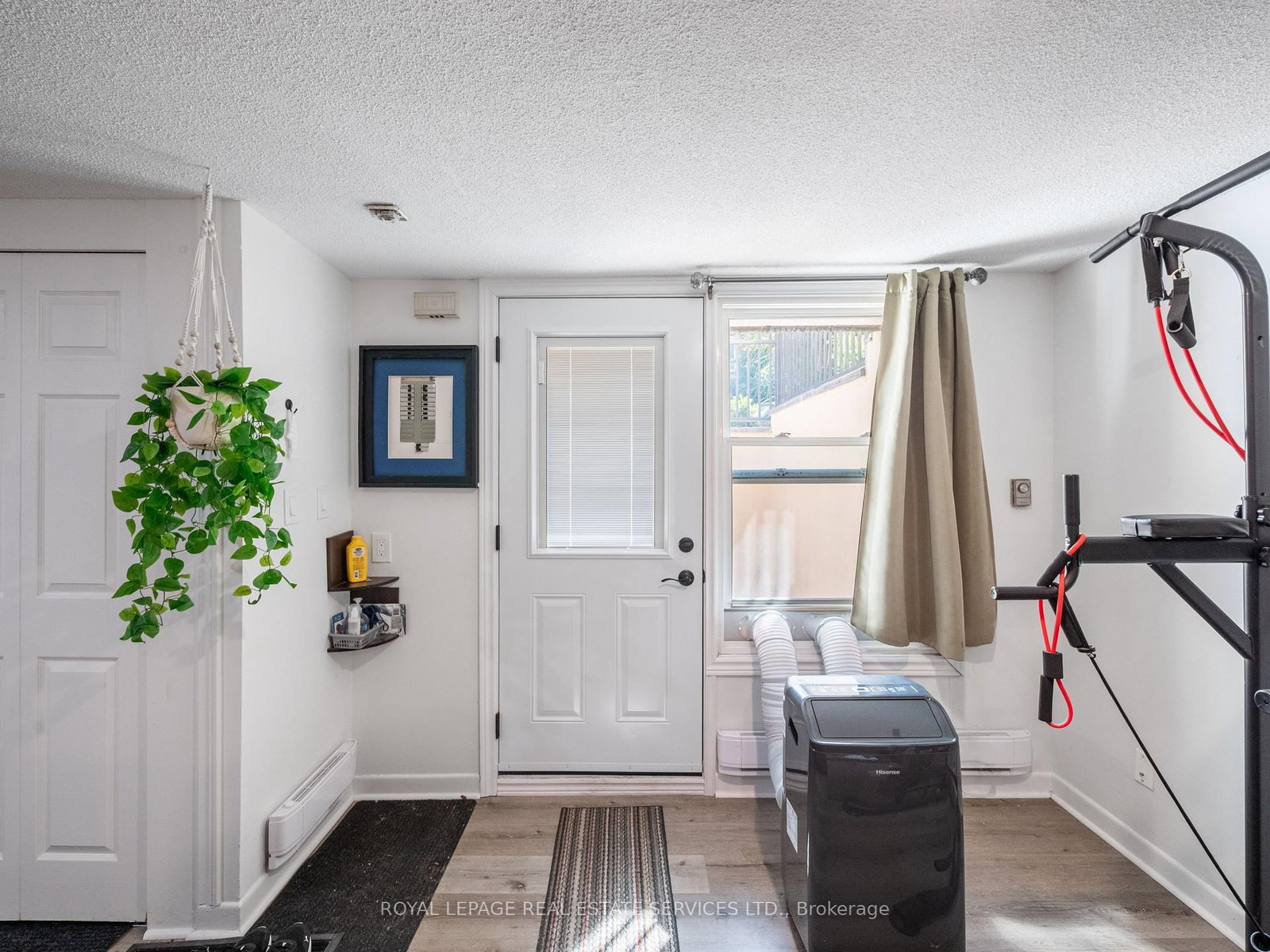346 Indian Road Crescent • Toronto, ON photo 37