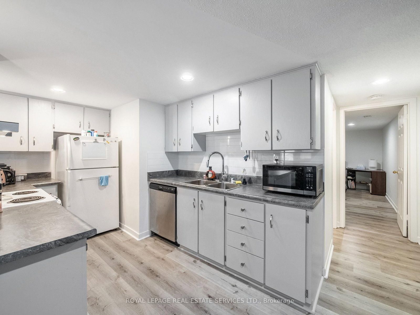 346 Indian Road Crescent • Toronto, ON photo 43