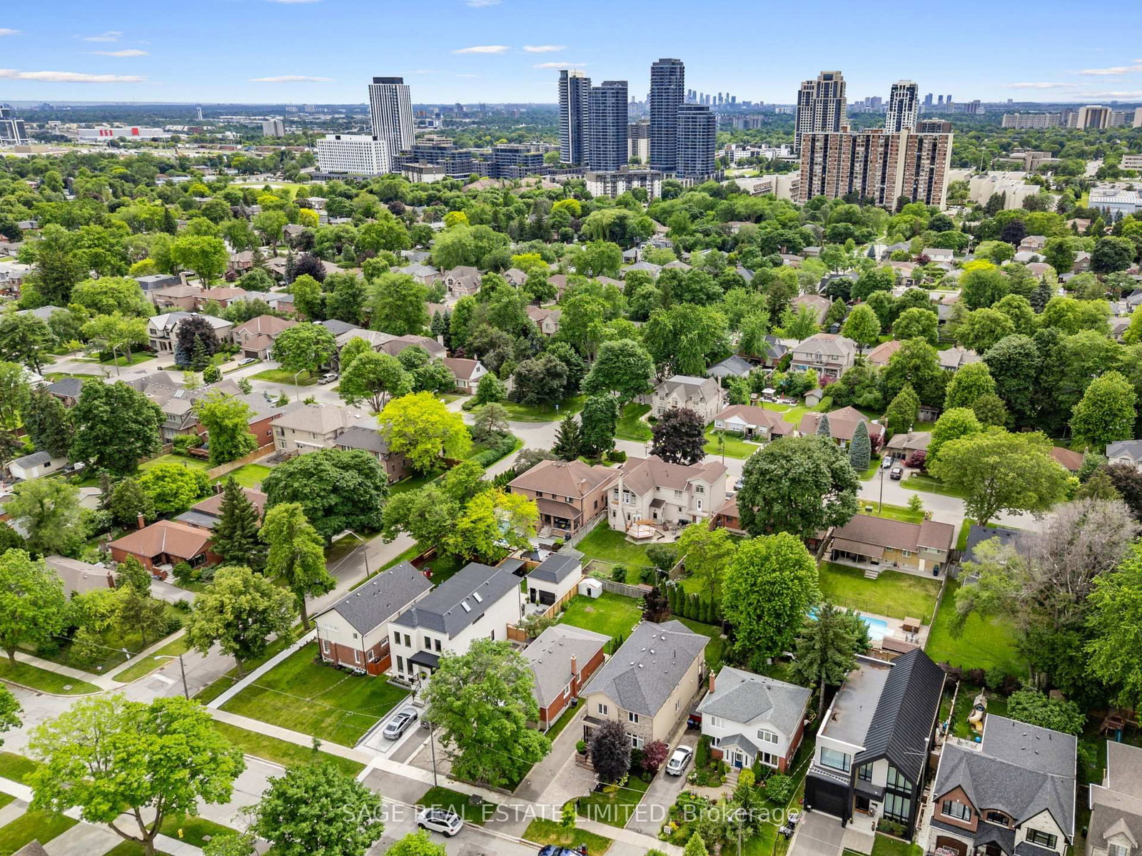 50 Northampton Drive • Toronto, ON photo 47