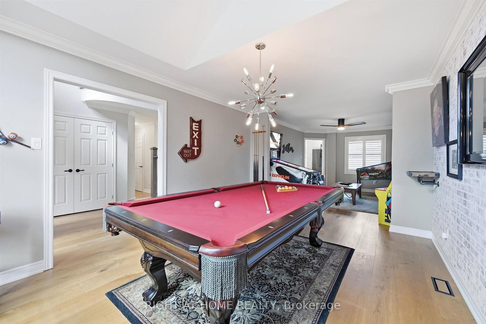 509 Larkspur Lane • Burlington, ON photo 20