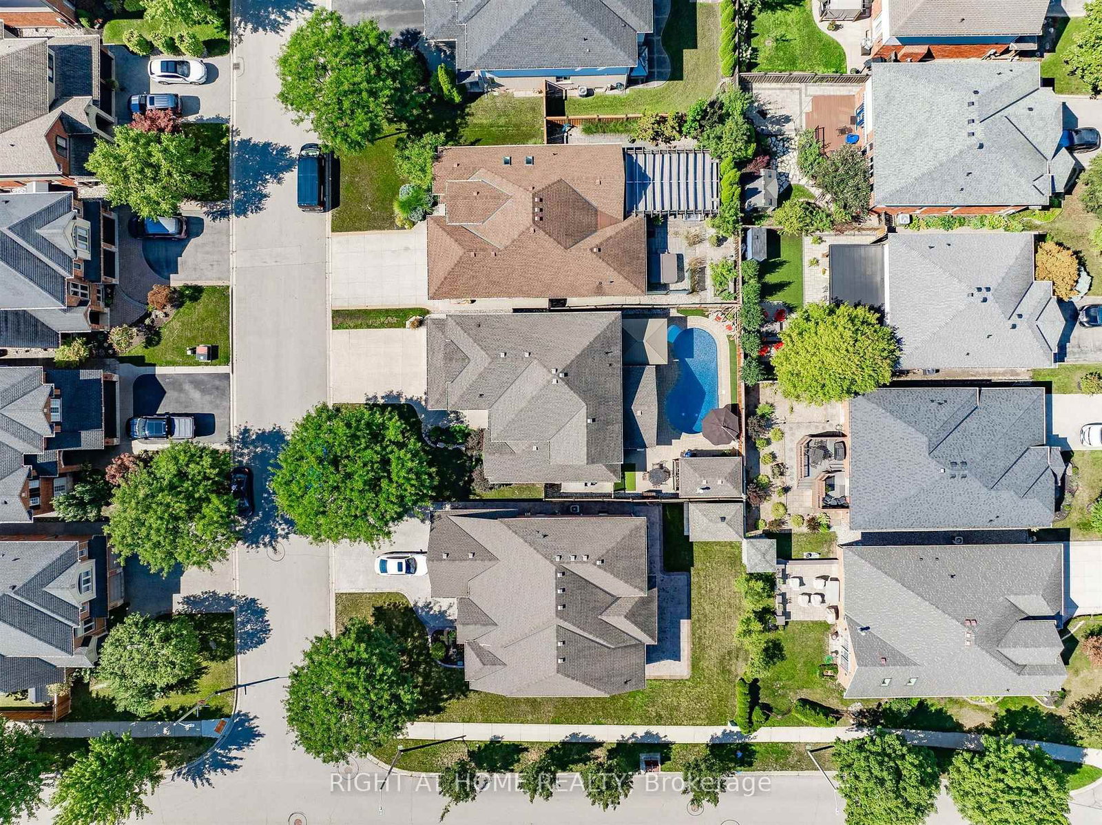 509 Larkspur Lane • Burlington, ON photo 47