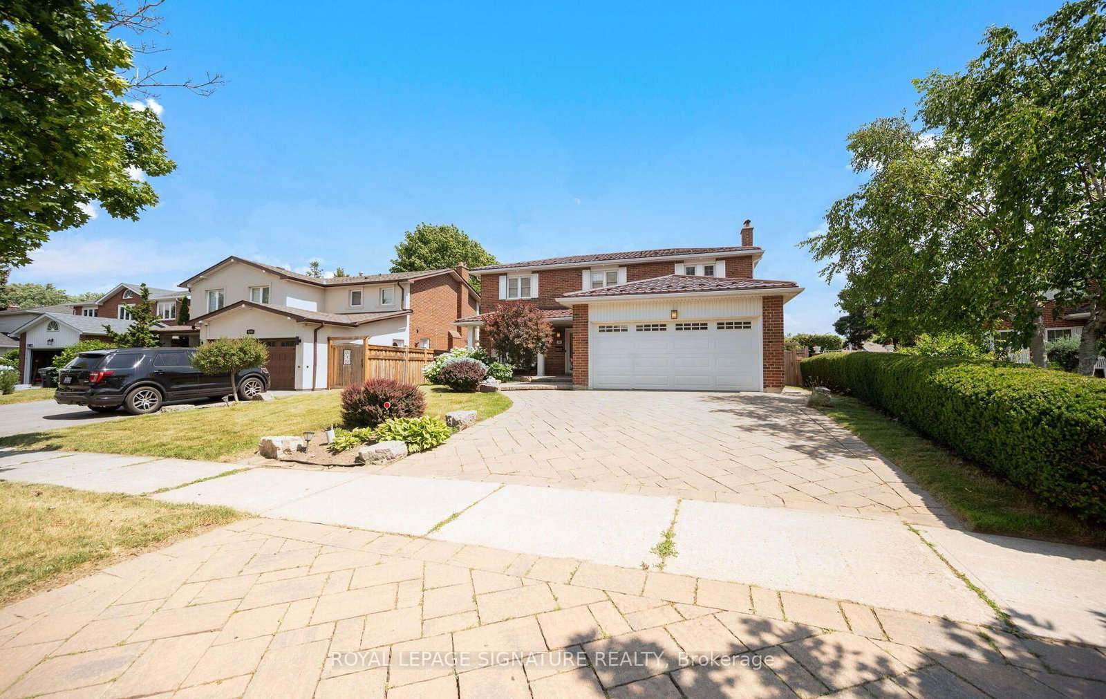 1892 Beechknoll Avenue • Mississauga, ON photo 1