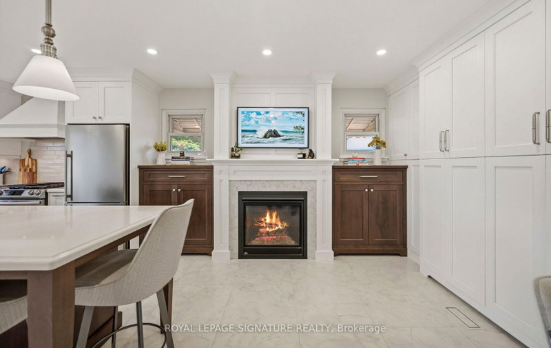 1892 Beechknoll Mississauga,ON L4W 2G3 — Photo 15