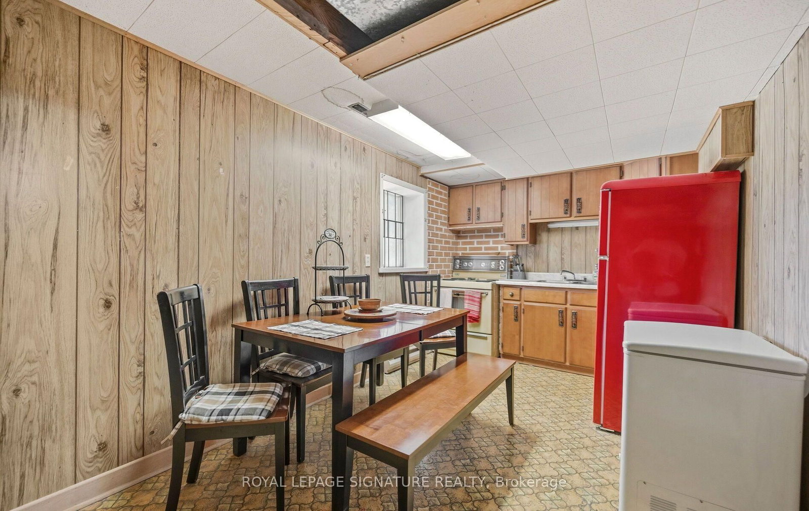 1892 Beechknoll Avenue • Mississauga, ON photo 28