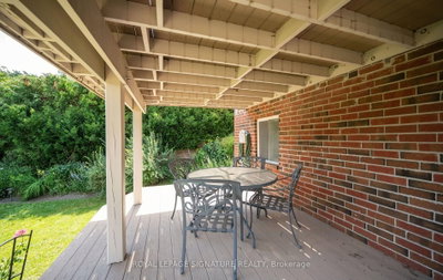 1892 Beechknoll Mississauga,ON L4W 2G3 — Photo 30