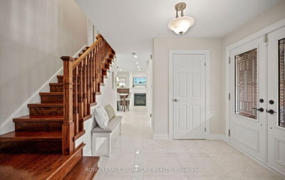 1892 Beechknoll Avenue • Mississauga, ON photo 4