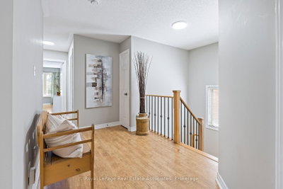 1069 Knotty Pine Mississauga,ON L5W 1J6 — Photo 17