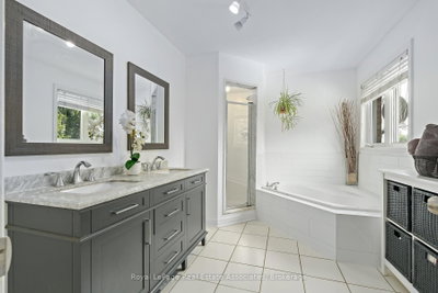 1069 Knotty Pine Mississauga,ON L5W 1J6 — Photo 20