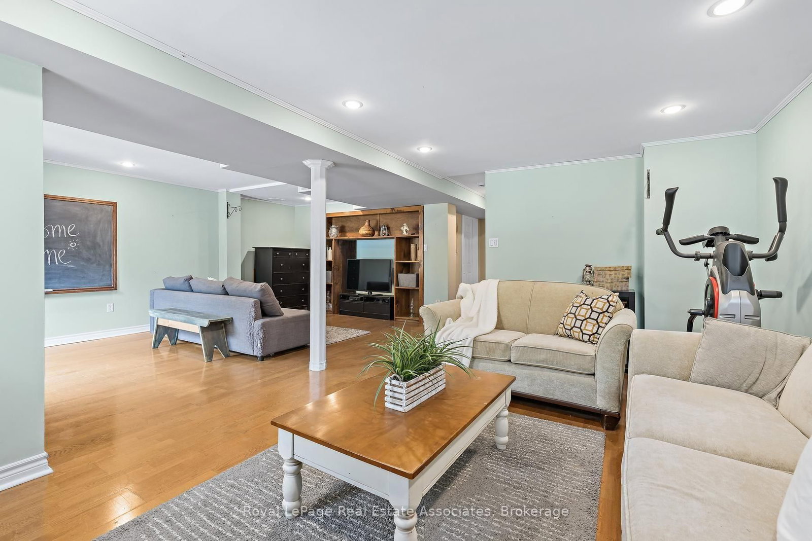 1069 Knotty Pine Mississauga,ON L5W 1J6 — Photo 29