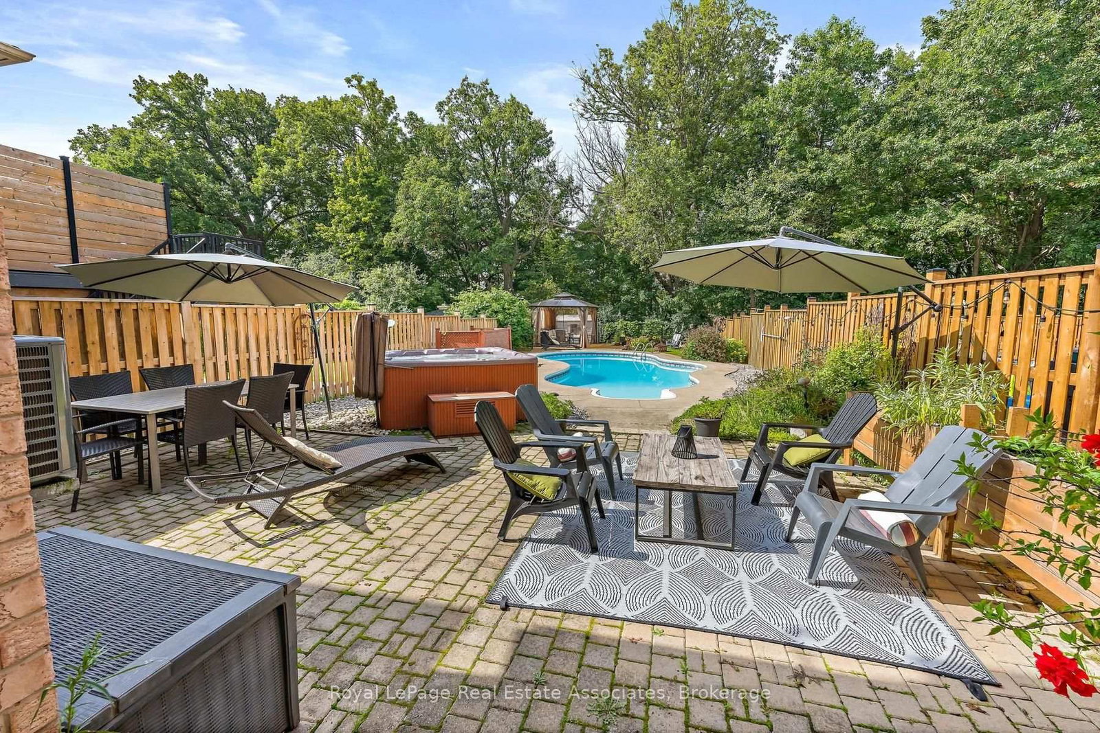 1069 Knotty Pine Mississauga,ON L5W 1J6 — Photo 36