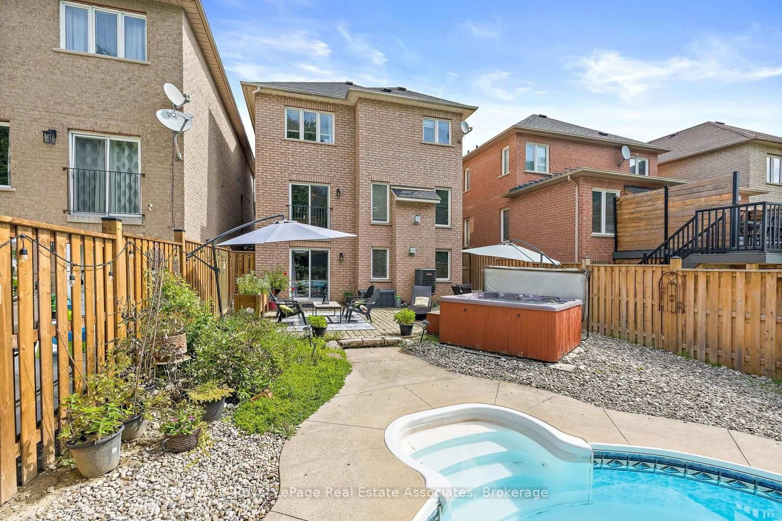 1069 Knotty Pine Mississauga,ON L5W 1J6 — Photo 37