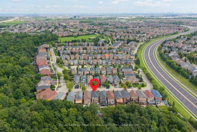 1069 Knotty Pine Mississauga,ON L5W 1J6 — Photo 43