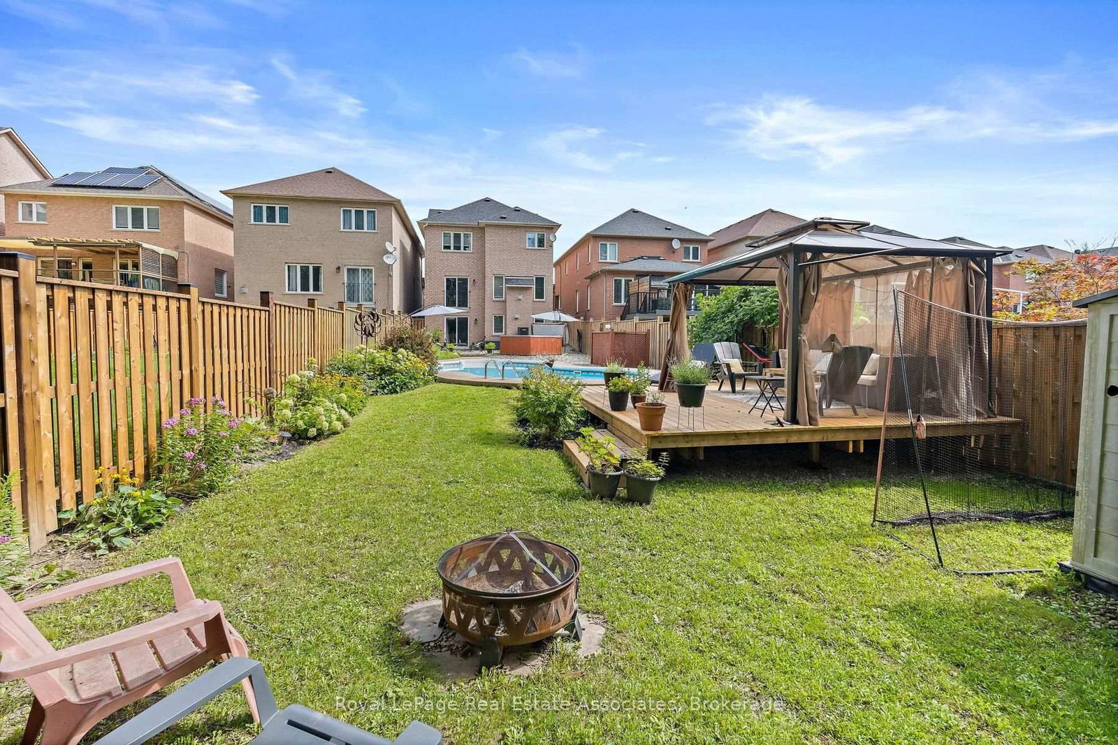 1069 Knotty Pine Mississauga,ON L5W 1J6 — Photo 45