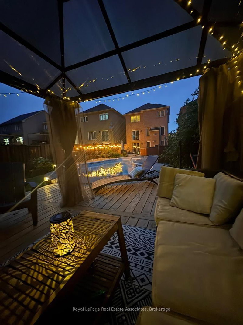 1069 Knotty Pine Mississauga,ON L5W 1J6 — Photo 50