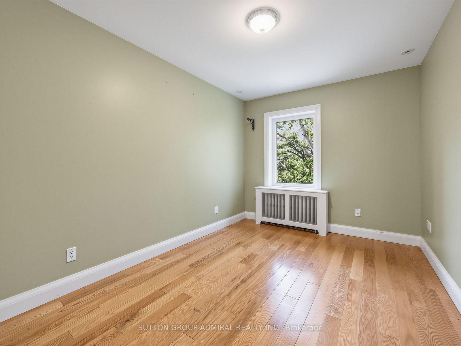 246 Ellis Avenue • Toronto, ON photo 17
