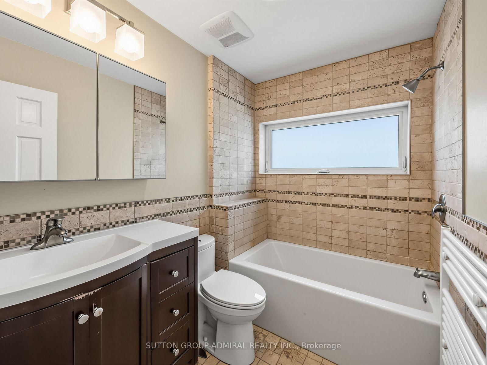 246 Ellis Avenue • Toronto, ON photo 19