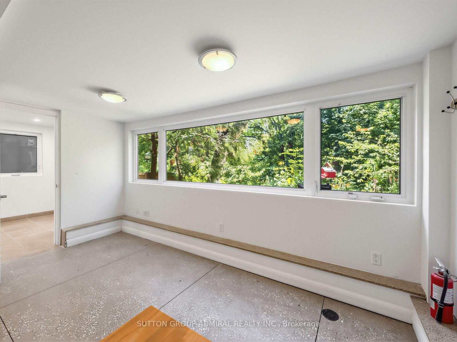 246 Ellis Avenue • Toronto, ON photo 23