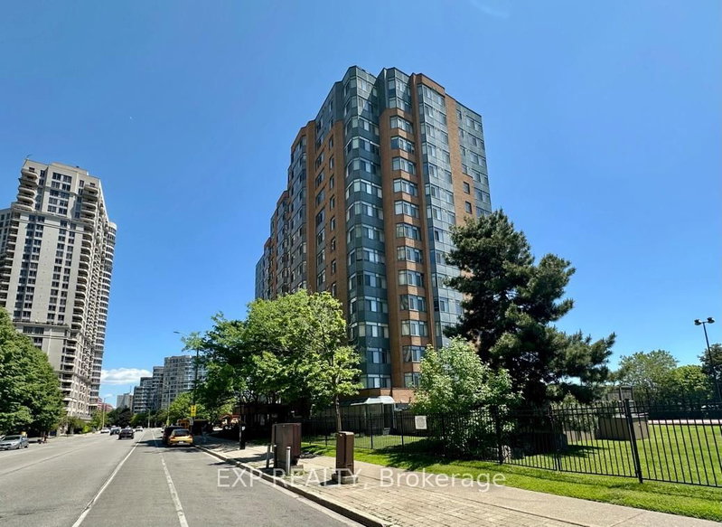 303 - 300 Webb Drive