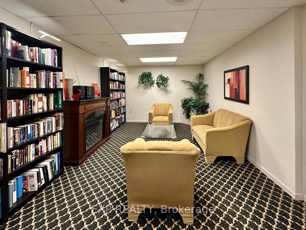 300 Webb Mississauga,ON L5B 3W3 — Photo 24