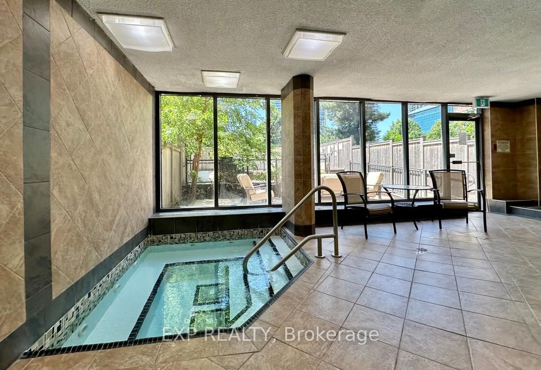 300 Webb Mississauga,ON L5B 3W3 — Photo 32