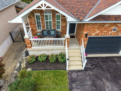 19 Rachlin Drive • Halton Hills, ON photo 3