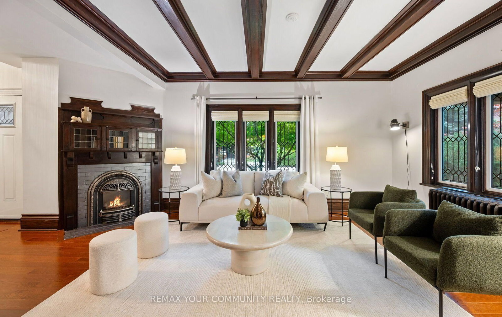 62 Indian Grove • Toronto, ON photo 10