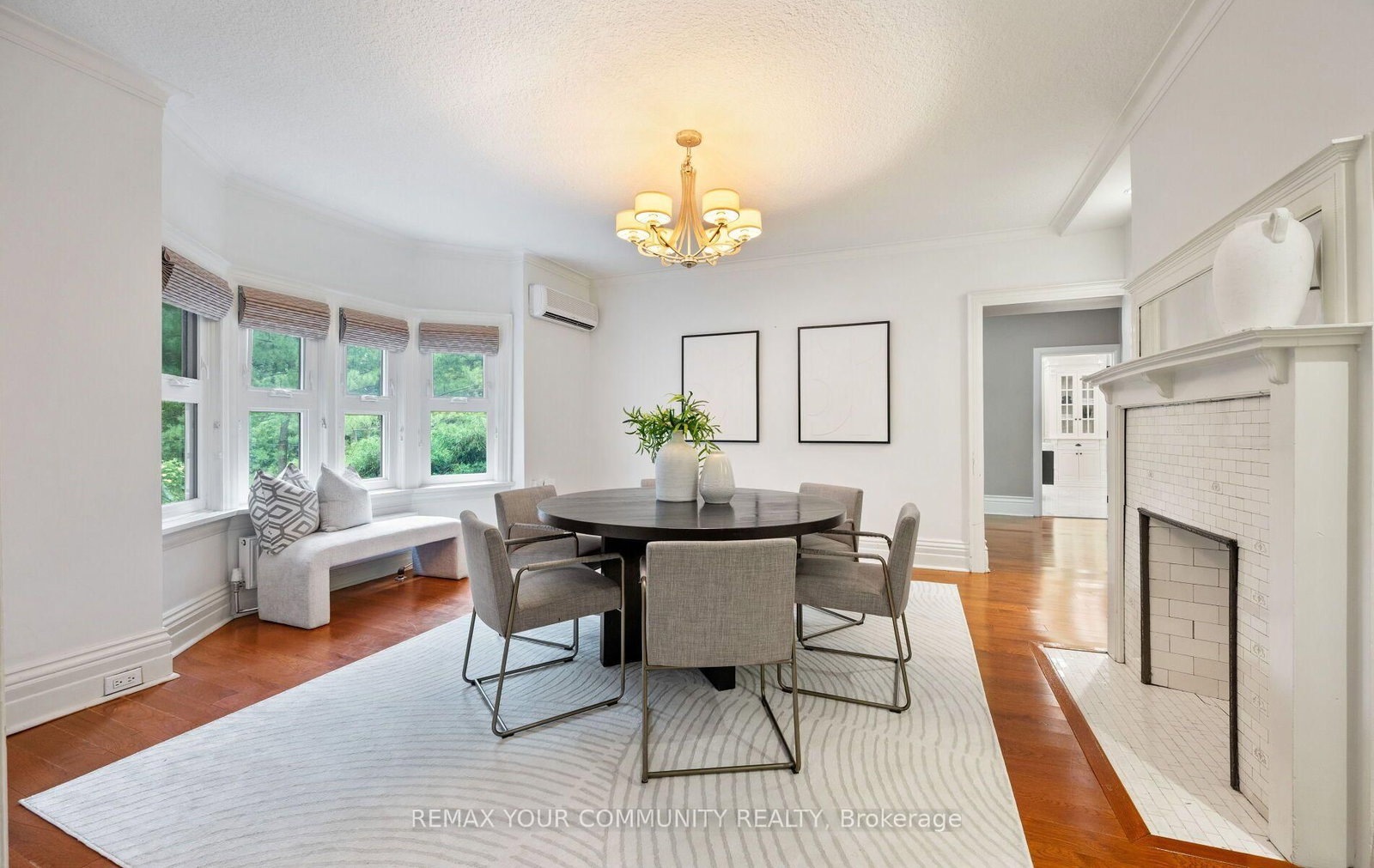 62 Indian Grove • Toronto, ON photo 13