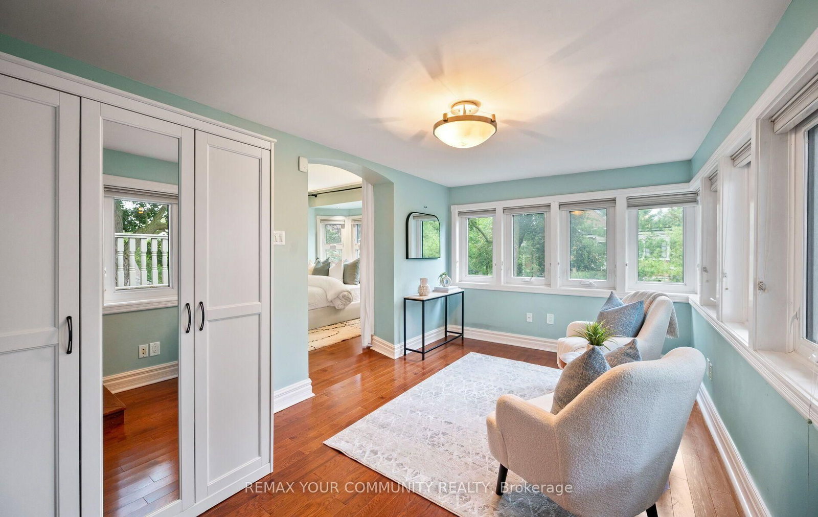 62 Indian Grove • Toronto, ON photo 21