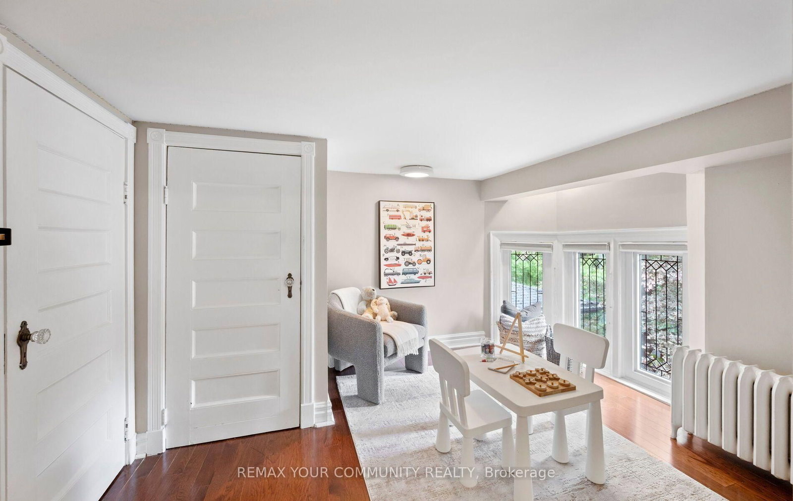62 Indian Grove • Toronto, ON photo 27