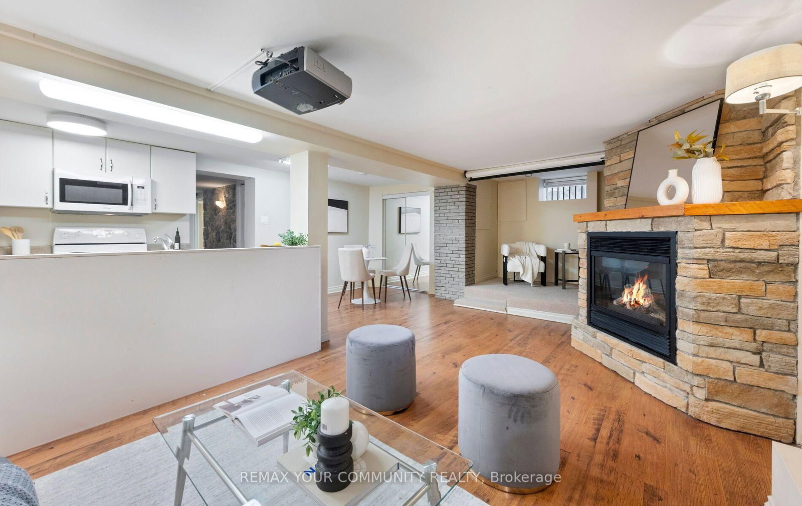 62 Indian Grove • Toronto, ON photo 34